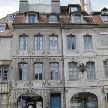 Houses of artists and famous places of French celebrities