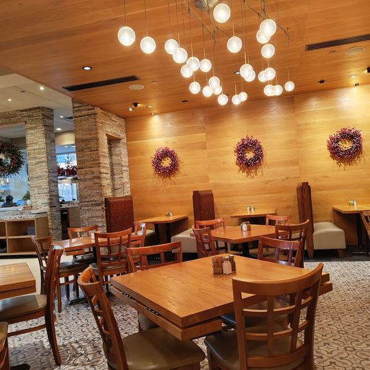 Wildberry Pancakes and Cafe