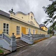 Hodkovce Manor house