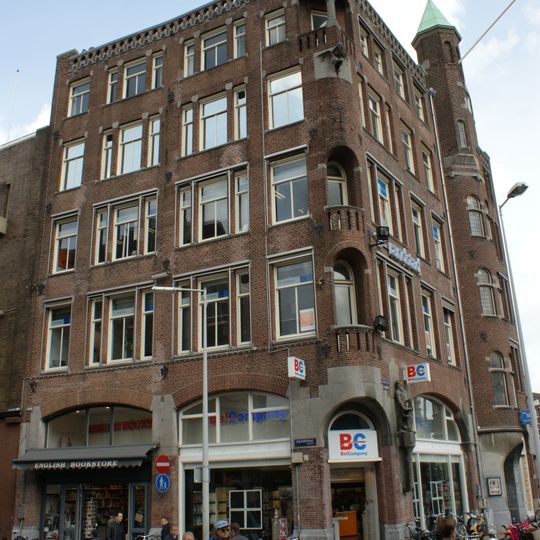 Kantoorgebouw van "De Nederlanden van 1845"