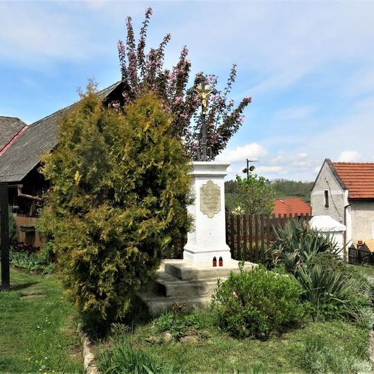 Kříž u domu 36 v Skalsku