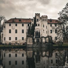 Palace in Dobrocin