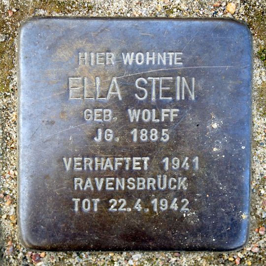 Stolperstein en memoria de Ella Stein