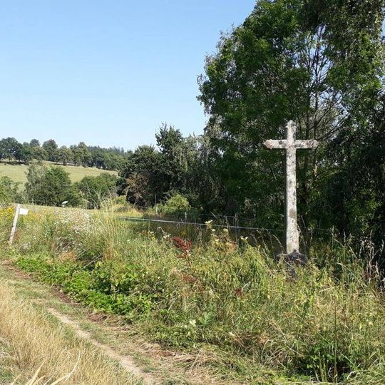 Kříž západně od Radvanova