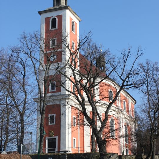 Katholische Kirche St. Martini Episcopi Confessaris, Denkmal für die Gefallenen des Ersten Weltkrieges und Betkreuz Hauptstraße 29