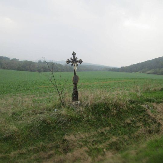 Kříž severně od Katovic u silnice I/22