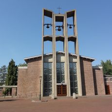 O.L. Vrouw van de Rozenkranskerk, Vinkel