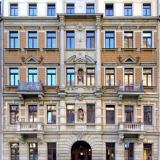 Martin-Luther-Platz 10