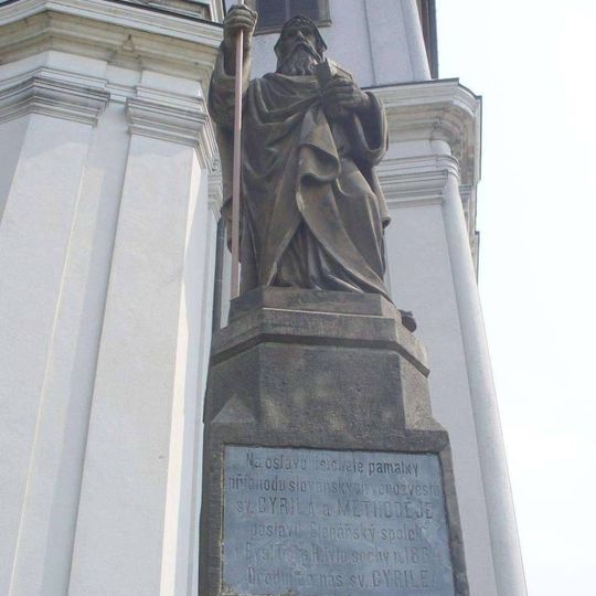 Socha svatého Cyrila na hoře Hostýn nad obcí Chvalčov