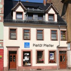 Wohnhaus in geschlossener Bebauung