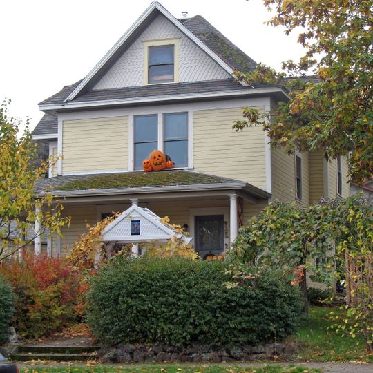 Ernest S. and Clara C. Colby House