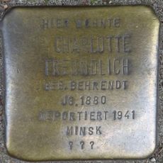 Stolperstein en memoria de Charlotte Freundlich