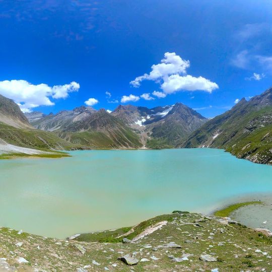 Sheshnag Lake