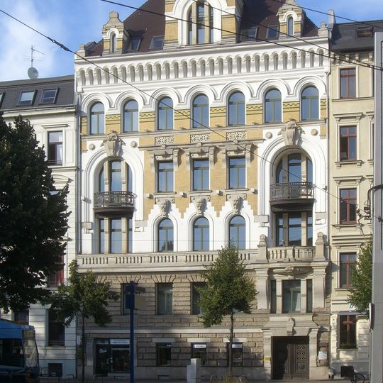 Mietshaus Waldstraße 4