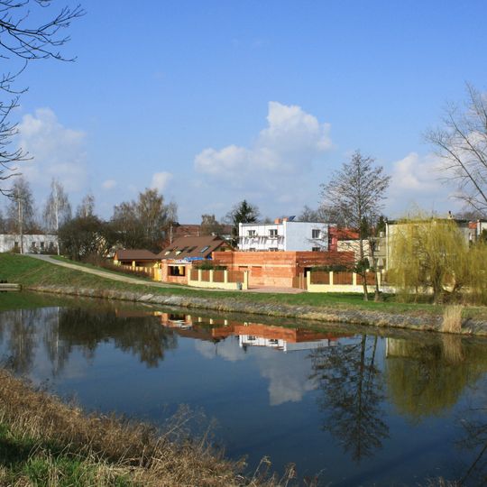 Most přes plavební kanál ve Vraňanech