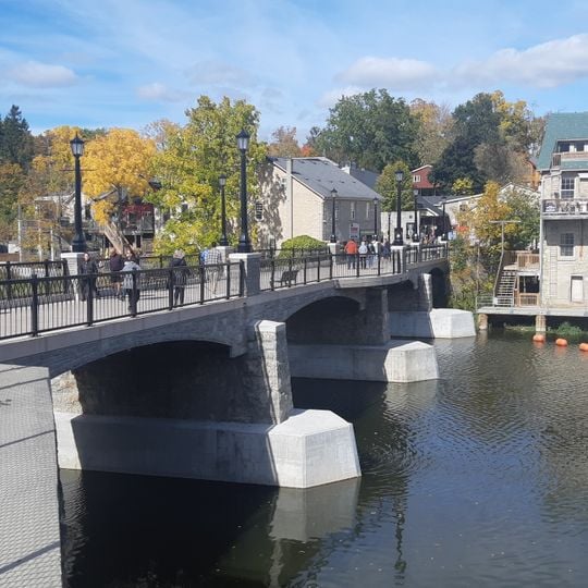Victoria Street Bridge