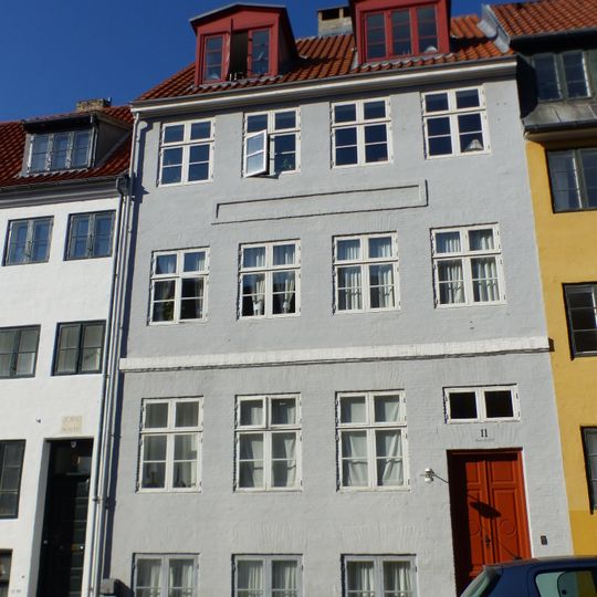 Dronningensgade 11