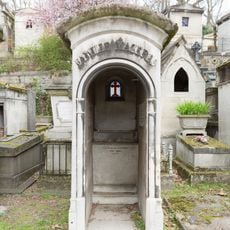 Grave of Mazères