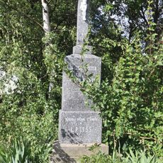 Kříž na západním okraji Čikova