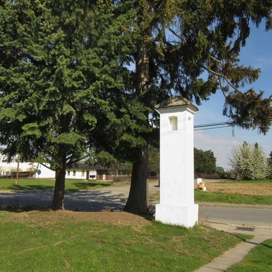 Boží muka v Troubelicích u Husova sboru