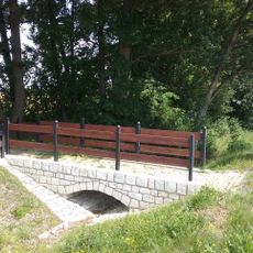 Můstek k pomníku Sedmileté války u Touženína