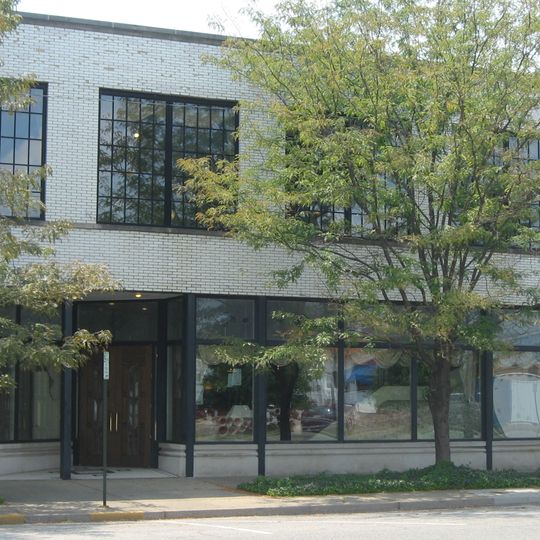 Huber Motor Sales Building