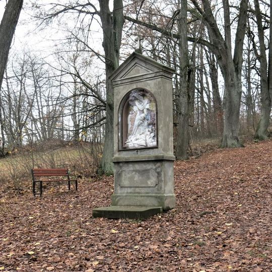 Kaplička XIII. zastavení křížové cesty u Cvikova