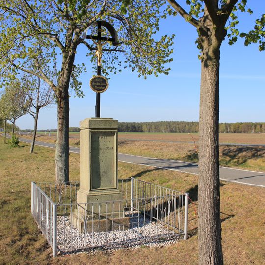 Betkreuz nördlich von Ralbitz, an der Straße nach Cunnewitz
