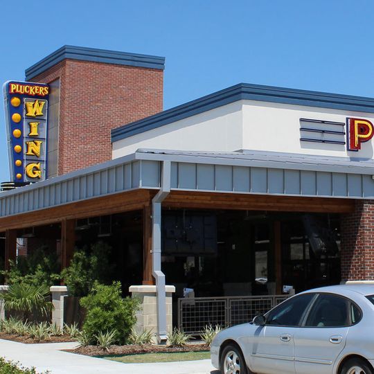 Pluckers Wing Bar