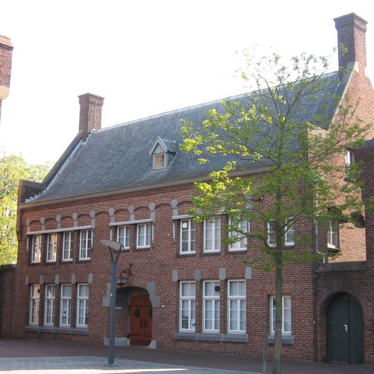 Raadhuisplein 5, Waalwijk