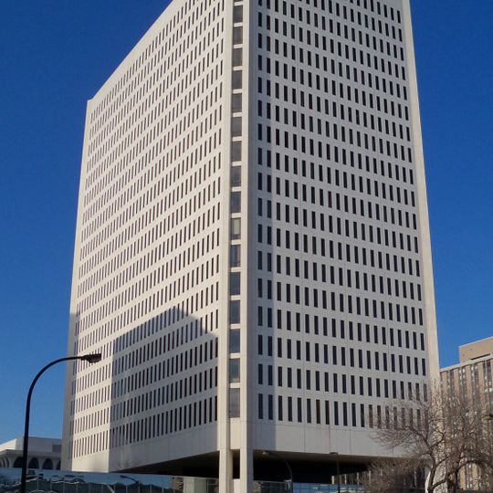 100 Washington Square