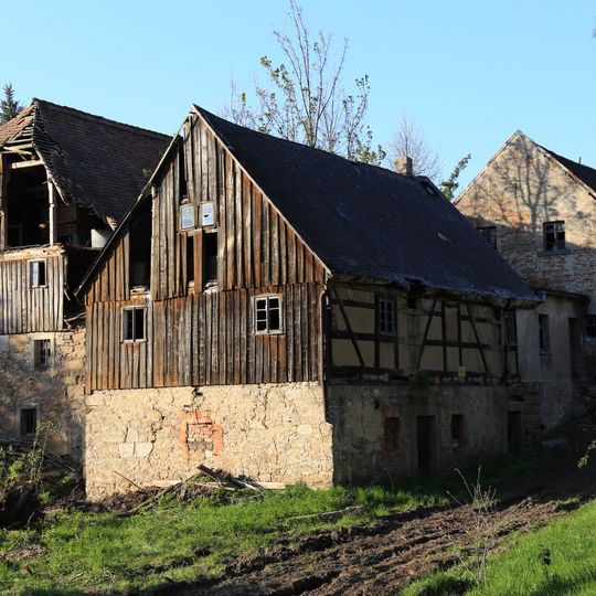 Mühlenanwesen einer ehemaligen Wassermühle Mühlweg 5, 7