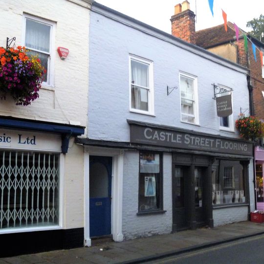 16-18, Castle Street