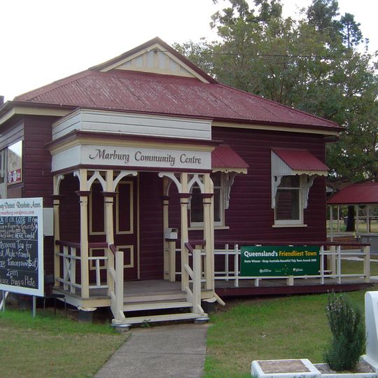 Marburg Community Centre and First World War Memorial
