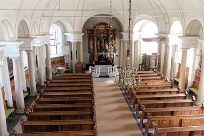Interior 0