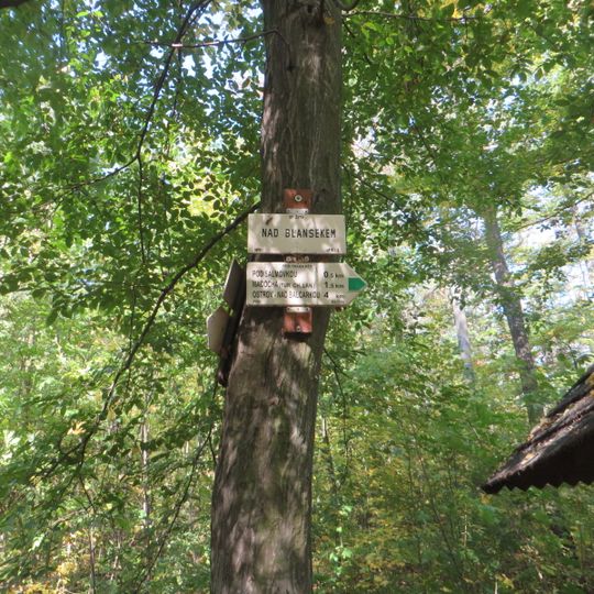 Turistické rozcestí Nad Blansekem