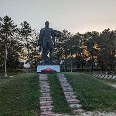 World War II memorial in Drochia