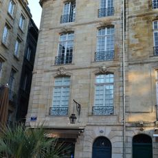 Immeuble, 13 place du Parlement