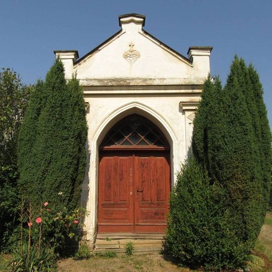 Kaple svaté Anny v Šumvaldu u hlavní silnice