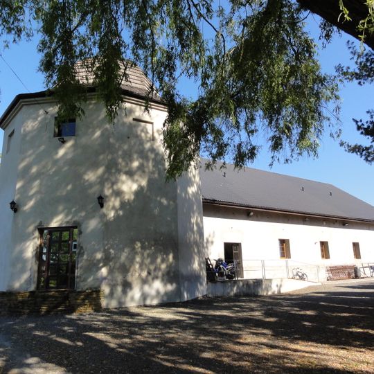 Old granary in Dębowiec