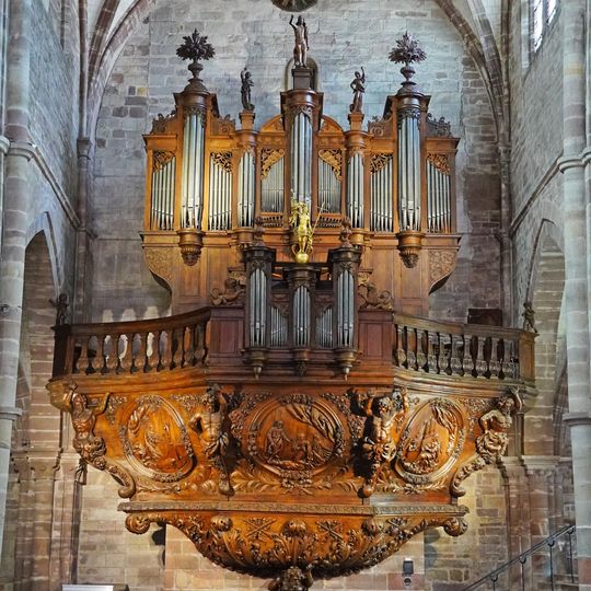 St Pierre & St Paul church pipe organ