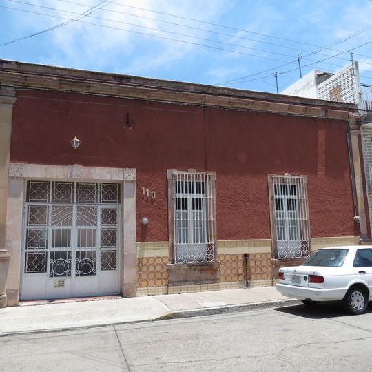 Casa de la calle Refugio Reyes 110