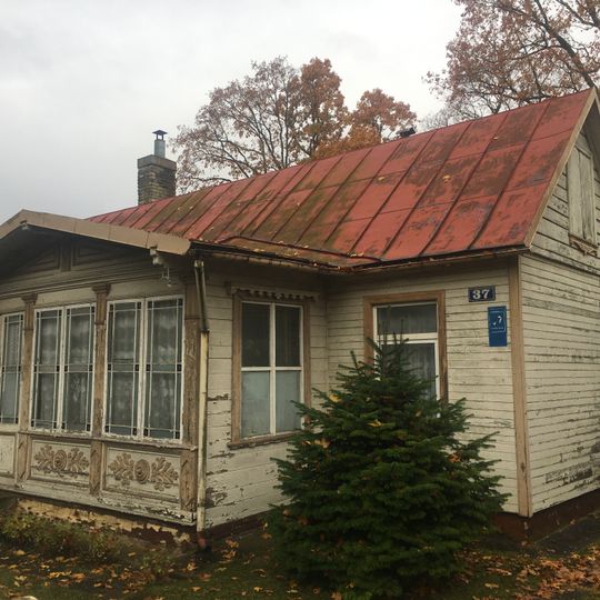 Dzīvojamā ēka - vasarnīca