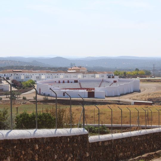 Plaza de toros de Villanueva del Fresno
