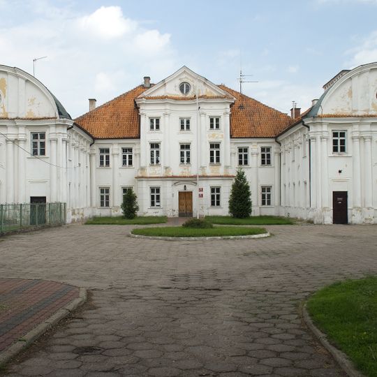 Klasztor, ob. szpital