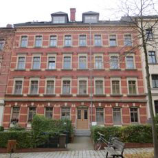 Mietshaus in geschlossener Bebauung, mit Vorgarten Tannenstraße 5