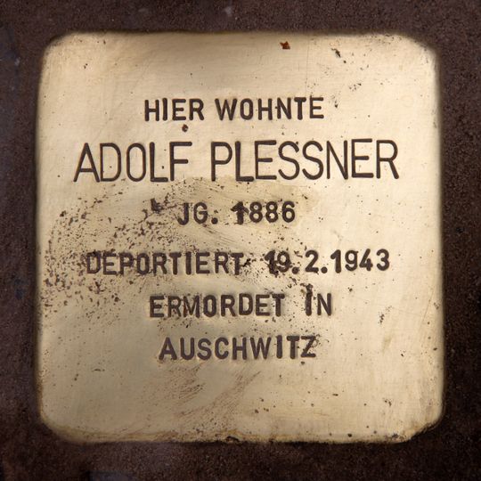 Stolperstein en memoria de Adolf Plessner