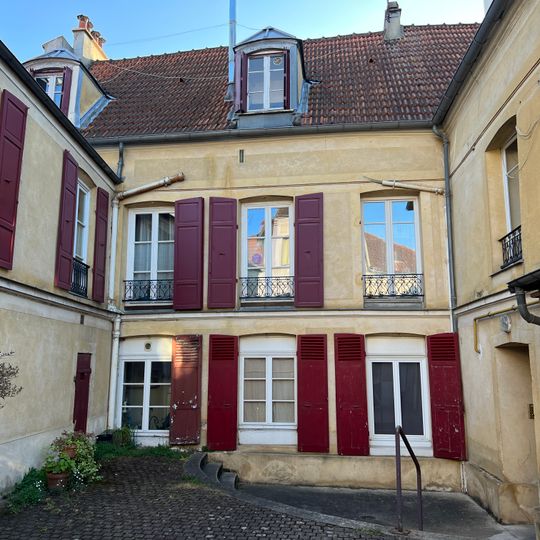 Maison, 9 rue Guy-Môquet