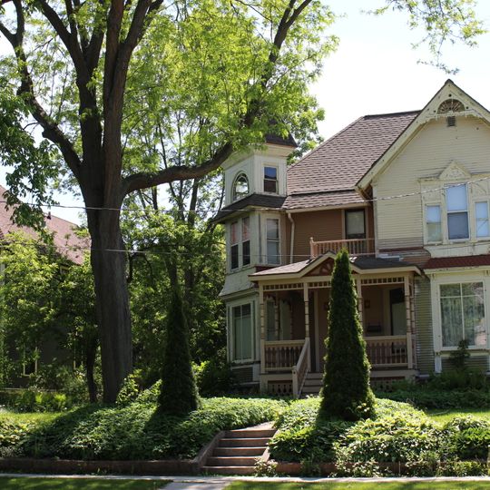 Lodi Street-Prairie Street Historic District