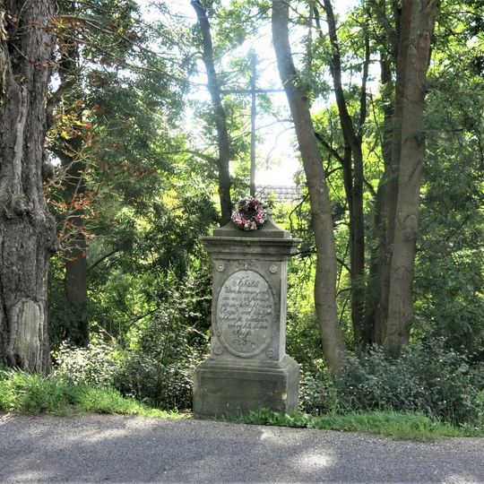 Kříž na rozcestí u domu 60 v Starém Šidlově